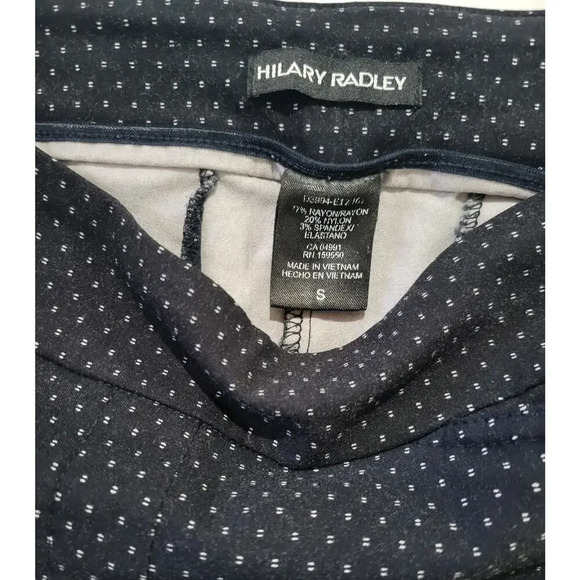 Hilary Radley Women's black pullover midi shorts - small - Picture 4 of 6